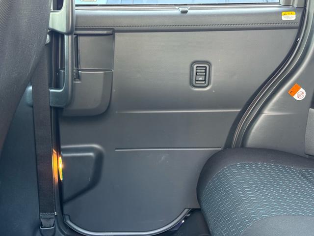 ルーミー カスタムＧ　純正ナビ・ＣＤ・Ｂｌｕｅｔｏｏｔｈ・バックカメラ・ＥＴＣ・両側電動スライドドア・スマートキー２本（39枚目）