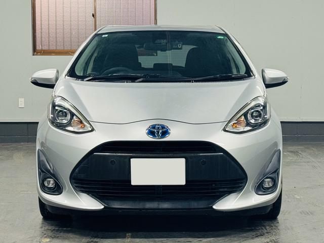 アクア S 後期・純正ナビ・CD・DVD・Bluetooth・バックカメラ・ETC・LEDヘッド・フォグ・踏み間違い装置・スペアタイヤ・ドラレコ前後・コンソールボックス(8枚目)