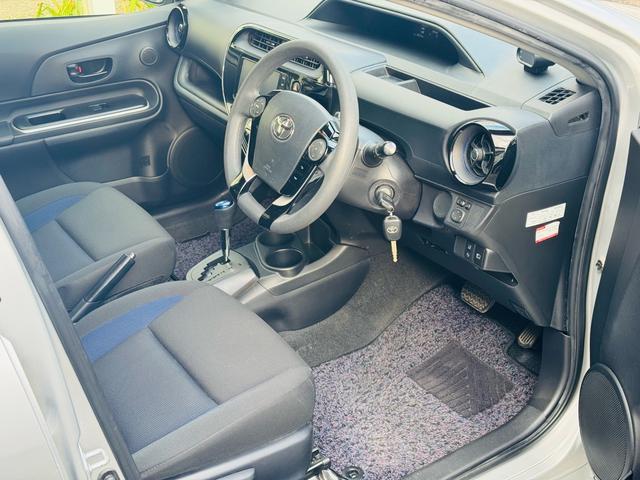 アクア S 後期・純正ナビ・CD・DVD・Bluetooth・バックカメラ・ETC・LEDヘッド・フォグ・踏み間違い装置・スペアタイヤ・ドラレコ前後・コンソールボックス(17枚目)