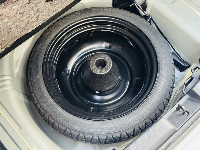 アクア S 後期・純正ナビ・CD・DVD・Bluetooth・バックカメラ・ETC・LEDヘッド・フォグ・踏み間違い装置・スペアタイヤ・ドラレコ前後・コンソールボックス(54枚目)