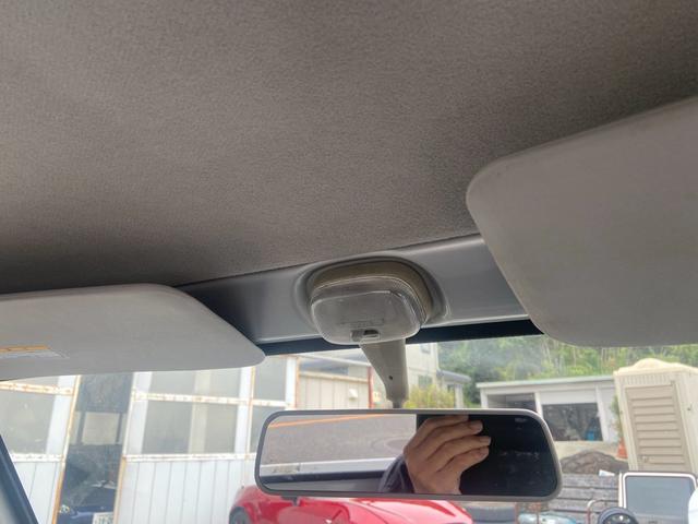 キャリイトラック 　エアコン　パワステ　５速ミッション　車検２０２７年６月　リベライザー　マット　バイザー　三方開　鳥居付　走行７２０００ＫＭ　修復無（16枚目）