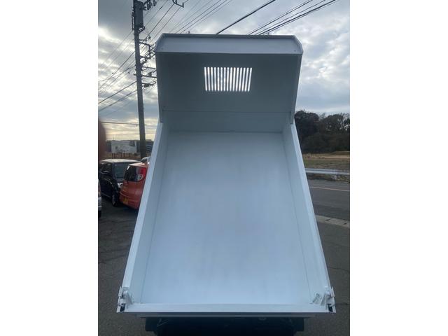 サンバートラック 　ダンプ　雷・厚板ダンプ　４ＷＤ　Ｔベルト交換済み　同色全塗装　５速ミッション　エアコン　パワステ　車検整備付（8枚目）