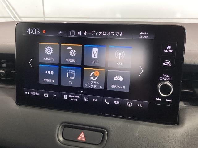ヴェゼル ｅ：ＨＥＶＺ　ＨＳＥＮＳＩＮＧ新車保証試乗車ワンオ－ナ－　衝突回避支援ブレーキ機能　パノラミックビューモニター　１オナ　スマキ　Ｐトランク　フルオートエアコン　エアバッグ　両席エアバック　Ｒカメ　記録簿付　ＵＳＢ（40枚目）