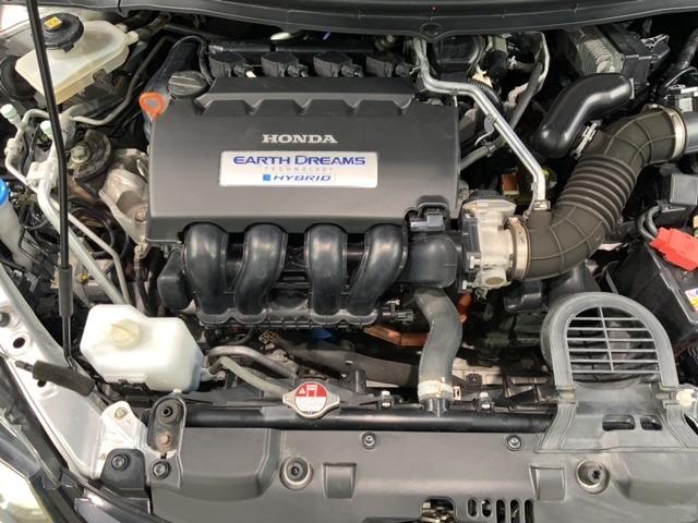 専門業者にて内外装のクリーニングを実施しております！