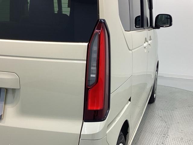 Ｎ－ＢＯＸ ファッションスタイル　Ｈ　ＳＥＮＳＩＮＧ　新車保証　試乗車　ワンオ－ナ－　ナビＶＸＭ－２４５ＺＦＥｉ　ＴＶ　Ｒカメラ　ＢＴオ－ディオ　シ－トヒ－タ－　ＥＴＣ　ＬＥＤライト　ＶＳＡ　クルコン　スマ－トキ－　盗難防止装置（44枚目）