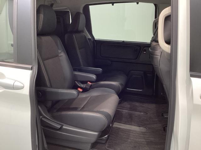 フリードハイブリッド ハイブリッド・クロスターホンダセンシング　最長５年保証　ワンオ－ナ－　ナビＶＸＭ－２１４ＶＦｉ　ＴＶ　Ｒカメラ　ＣＤ録音　ＢＴオ－ディオ　ＤＶＤ　ＥＴＣ　ＬＥＤライト　両側電動ドア　ＶＳＡ　シ－トヒ－タ－　クルコン　アルミ　スマ－トキ－ＡＡＣ（18枚目）