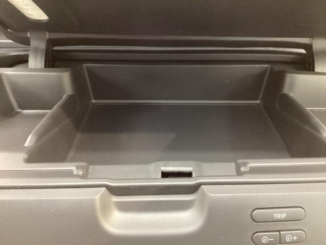 フリードハイブリッド ハイブリッド・クロスターホンダセンシング　最長５年保証　ワンオ－ナ－　ナビＶＸＭ－２１４ＶＦｉ　ＴＶ　Ｒカメラ　ＣＤ録音　ＢＴオ－ディオ　ＤＶＤ　ＥＴＣ　ＬＥＤライト　両側電動ドア　ＶＳＡ　シ－トヒ－タ－　クルコン　アルミ　スマ－トキ－ＡＡＣ（27枚目）