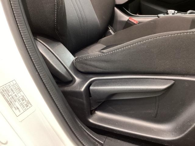 ＣＸ－３ ２０Ｓ　最長５年保証　ワンオ－ナ－　純正ナビ　ＴＶ　Ｒカメラ　ＢＴオ－ディオ　ＤＶＤ　衝突軽減Ｂ　アルミ　スマ－トキ－　整備記録簿　ＡＡＣ　スペアキ－　ドアバイザ－　Ｗエアバッグ　衝突軽減装置　盗難防止装置（14枚目）