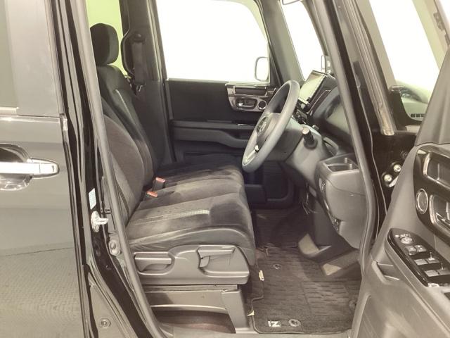 Ｎ－ＢＯＸカスタム Ｇ・Ｌホンダセンシング　１年保証　ワンオ－ナ－　ナビＶＸＵ－１８５ＮＢｉ　ＴＶ　Ｒカメラ　ＣＤ録音　ＢＴオ－ディオ　ＤＶＤ　ＥＴＣ　ＬＥＤライト　ＶＳＡ　クルコン　アルミ　スマ－トキ－　スペアキ－　盗難防止装置　ドアバイザ－（17枚目）