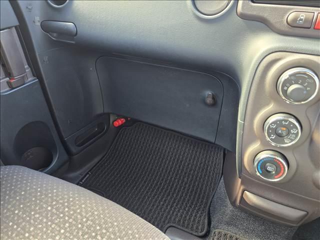 スペイド F WOPK Nezart15inAW/電動スライドドア/フルセグ対応ナビ/Bluetooth接続可/ETC/スマートキー/助手席シート折り畳み可/ヘッドライトレベライザー/横滑り防止/電動格納ミラー/(70枚目)