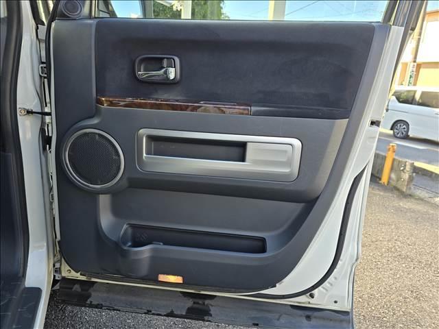 デリカD:5 シャモニー 純正地デジナビ/Bカメラ/フリップダウンモニター/クルーズコントロール/ドライブレコーダー/AC100V電源/シートヒーター/パワーシート/パワースライド/パドルシフト/ジオランダー2024年製タイヤ(56枚目)