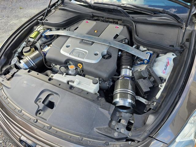 Ｇ３７ 　Ｇ３７クーペ　ジャーニー　エアサスＡｉｒＲＥＸ／ＷＯＲＫ２０ｉｎＡＷ／ハーフレザー／シートヒーター／ＪＬＡＵＤＩ内装カスタム／全塗装／サンルーフ／ＰＷシート／社外エアクリーナー／スモークテール／ＥＴＣ（18枚目）