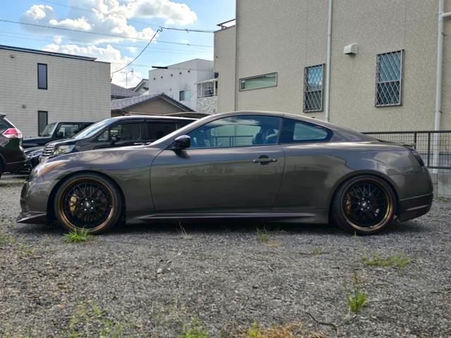 Ｇ３７ 　Ｇ３７クーペ　ジャーニー　エアサスＡｉｒＲＥＸ／ＷＯＲＫ２０ｉｎＡＷ／ハーフレザー／シートヒーター／ＪＬＡＵＤＩ内装カスタム／全塗装／サンルーフ／ＰＷシート／社外エアクリーナー／スモークテール／ＥＴＣ（29枚目）