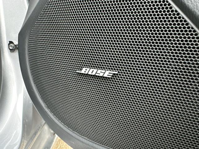アクセラスポーツ ＸＤ　サンルーフ　衝突防止　ＢＯＳＥ　レーダークルーズ　ナビＴＶ　ＥＴＣ　スマートキー　シートヒーター　プッシュスタート　電動シート　オートエアコン　ＲＶＭ　車線逸脱防止（8枚目）