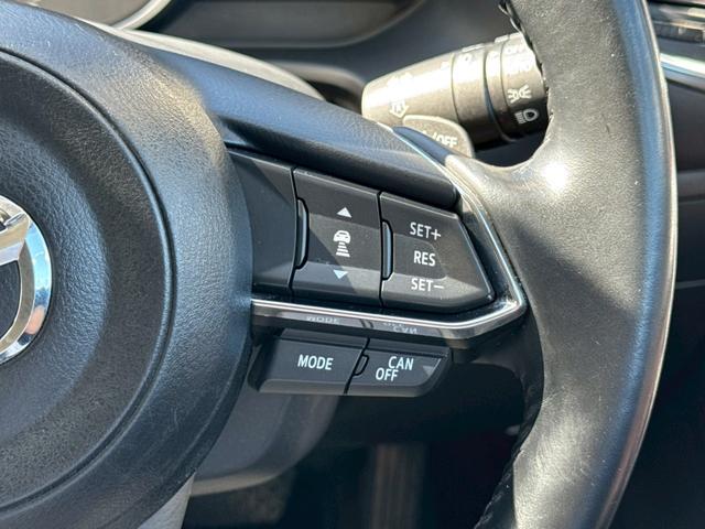 アクセラスポーツ ２２ＸＤ　Ｌパッケージ　サンルーフ　ＢＯＳＥ　衝突防止　黒革シート　電動パーキング　レーダークルーズコントロール　マツダコネクトナビ　フルセグ　バックカメラ　ＥＴＣ　スマートキー　プッシュスタート　ＢＳＭ　レーンキープ（6枚目）