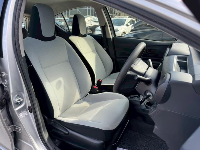 アクア L 禁煙 ユーザー買取 キーレス ETC オートエアコン パワーウィンドウ オーディオ CD再生 電動格納ミラー(3枚目)