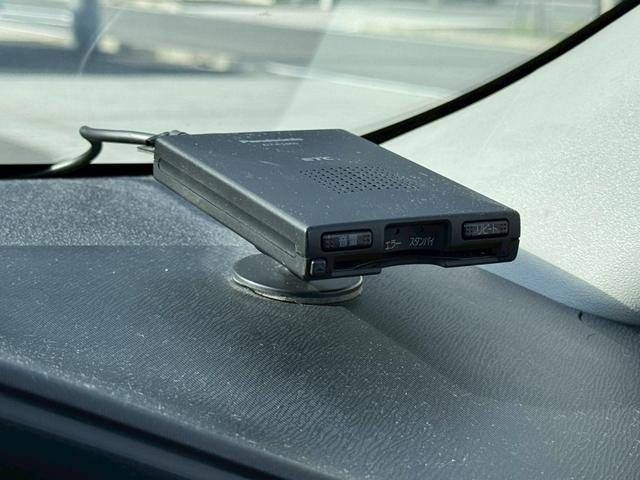 アクア L 禁煙 ユーザー買取 キーレス ETC オートエアコン パワーウィンドウ オーディオ CD再生 電動格納ミラー(36枚目)