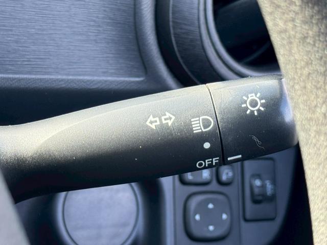 アクア L 禁煙 ユーザー買取 キーレス ETC オートエアコン パワーウィンドウ オーディオ CD再生 電動格納ミラー(38枚目)