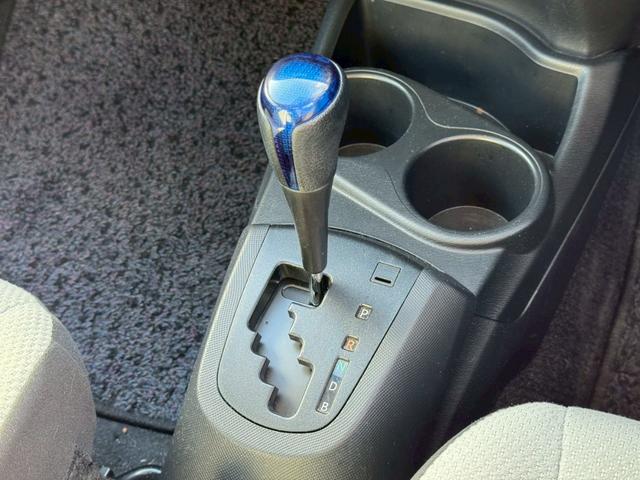 アクア L 禁煙 ユーザー買取 キーレス ETC オートエアコン パワーウィンドウ オーディオ CD再生 電動格納ミラー(43枚目)