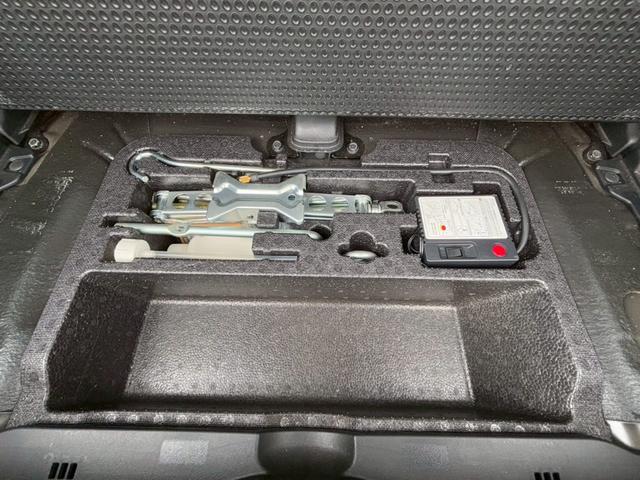 ライフ ディーバ　ユーザー買取　バックカメラ　スマートキー　ドライブレコーダー　ＨＩＤヘッド　ＨＩＤフォグ　ＥＴＣ　ステアリモコン　純正アルミホイール　ウィンカーミラー（21枚目）