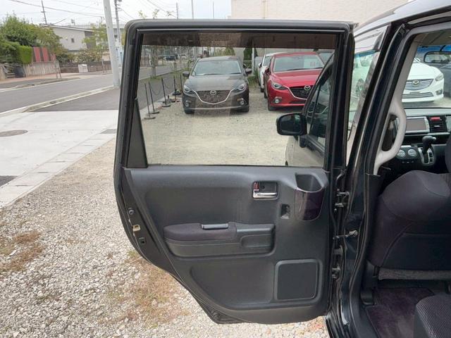 ライフ ディーバ　ユーザー買取　バックカメラ　スマートキー　ドライブレコーダー　ＨＩＤヘッド　ＨＩＤフォグ　ＥＴＣ　ステアリモコン　純正アルミホイール　ウィンカーミラー（27枚目）