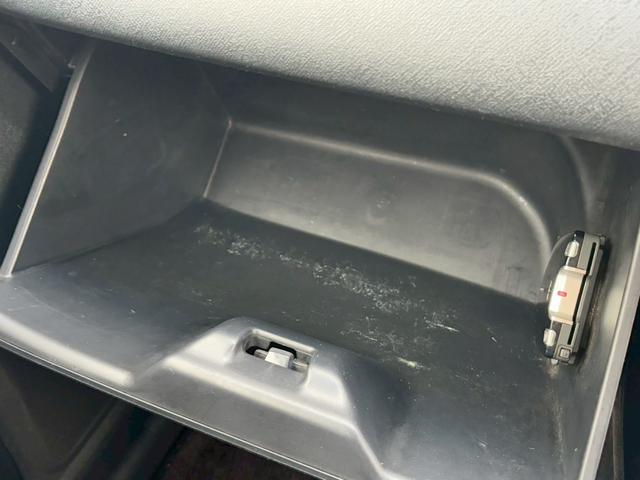 ライフ ディーバ　ユーザー買取　バックカメラ　スマートキー　ドライブレコーダー　ＨＩＤヘッド　ＨＩＤフォグ　ＥＴＣ　ステアリモコン　純正アルミホイール　ウィンカーミラー（44枚目）