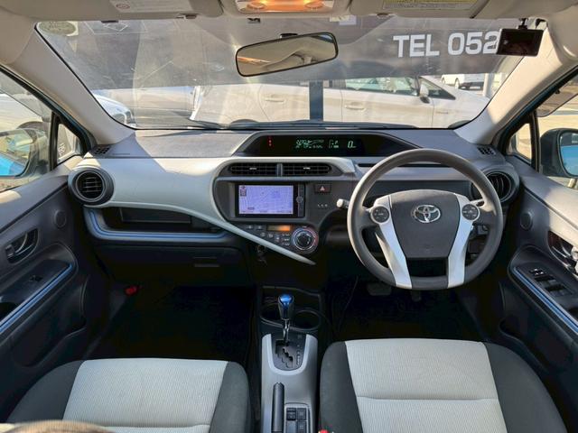 アクア S ユーザー買取 禁煙 シートヒーター 純正ナビ フルセグ DVD再生 Bluetooth再生 バックカメラ スマートキー ドラレコ ETC オートエアコン ウィンカーミラー(2枚目)