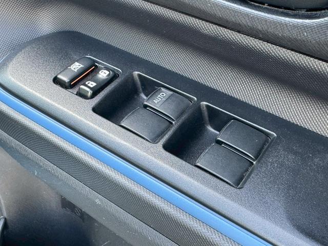 アクア S ユーザー買取 禁煙 シートヒーター 純正ナビ フルセグ DVD再生 Bluetooth再生 バックカメラ スマートキー ドラレコ ETC オートエアコン ウィンカーミラー(25枚目)