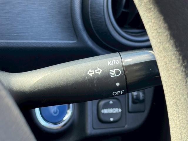 アクア S ユーザー買取 禁煙 シートヒーター 純正ナビ フルセグ DVD再生 Bluetooth再生 バックカメラ スマートキー ドラレコ ETC オートエアコン ウィンカーミラー(33枚目)