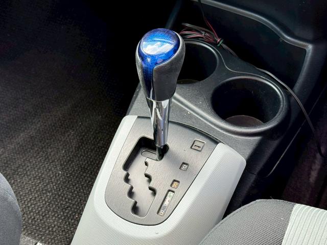 アクア S ユーザー買取 禁煙 シートヒーター 純正ナビ フルセグ DVD再生 Bluetooth再生 バックカメラ スマートキー ドラレコ ETC オートエアコン ウィンカーミラー(40枚目)