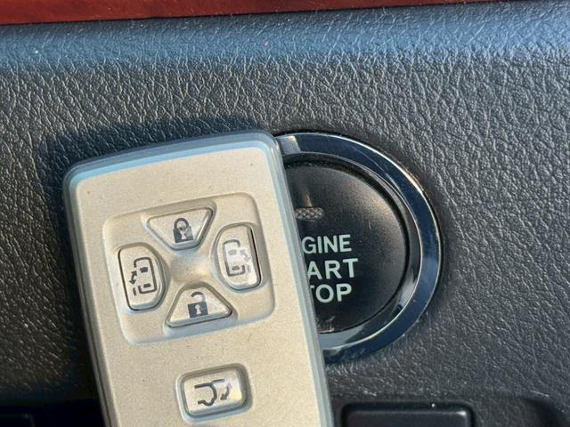 ヴェルファイア 2.4Z プラチナセレクションII 純正ナビ バックカメラ ETC フルセグ Bluetooth DVD再生 両側電動ドア スマートキー パワーバックドア 純正アルミ シートカバー オットマン キセノン プッシュスタート オートライト(43枚目)