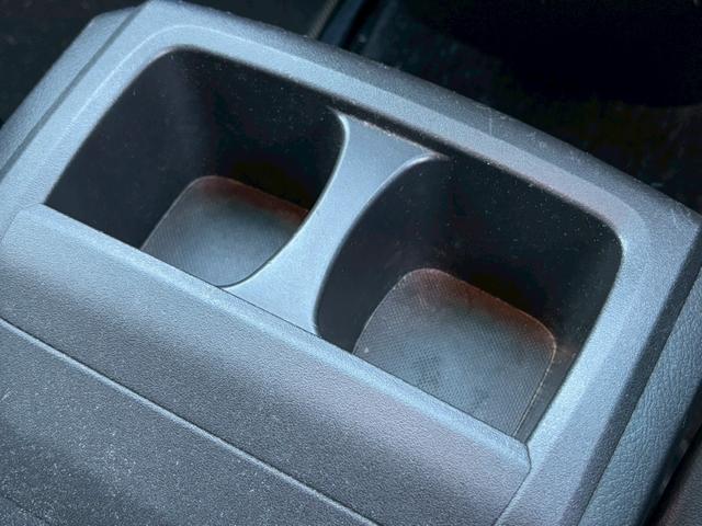 ヴェルファイア 2.4Z プラチナセレクションII 純正ナビ バックカメラ ETC フルセグ Bluetooth DVD再生 両側電動ドア スマートキー パワーバックドア 純正アルミ シートカバー オットマン キセノン プッシュスタート オートライト(44枚目)