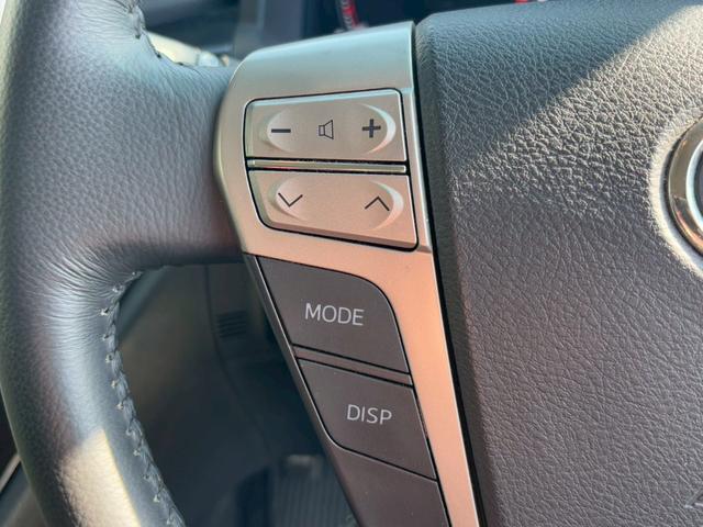 ヴェルファイア ２．４Ｚ　ゴールデンアイズ　禁煙　　純正９インチナビＴＶ　フリップダウン　Ｂｌｕｅｔｏｏｔｈ　ＤＶＤ再生　両側電動スライドドア　電動リアゲート　１９インチアルミ　ＨＩＤヘッド　ハーフレザー　Ｗエアコン　ウッドコンビハンドル（30枚目）