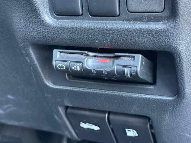 ジューク 15RS タイプV ユーザー買取 禁煙 純正ナビ バックカメラ インテリキー HIDヘッド HIDポジション ETC フルセグ DVD再生 Bluetooth再生(29枚目)