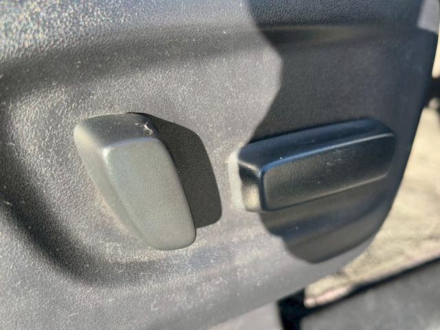 アルファード ２．５Ｓ　Ｃパッケージ　ユーザー買取　禁煙１オーナー　サンルーフ　純正ナビ　フリップダウン　ブラインドスポットモニター　フルセグ　ＤＶＤ再生　Ｂｌｕｅｔｏｏｔｈ　デジタルインナーミラー　黒革シート　レーダークルーズ　両側電動（31枚目）