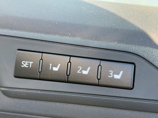 アルファード ２．５Ｓ　Ｃパッケージ　ユーザー買取　禁煙１オーナー　サンルーフ　純正ナビ　フリップダウン　ブラインドスポットモニター　フルセグ　ＤＶＤ再生　Ｂｌｕｅｔｏｏｔｈ　デジタルインナーミラー　黒革シート　レーダークルーズ　両側電動（34枚目）