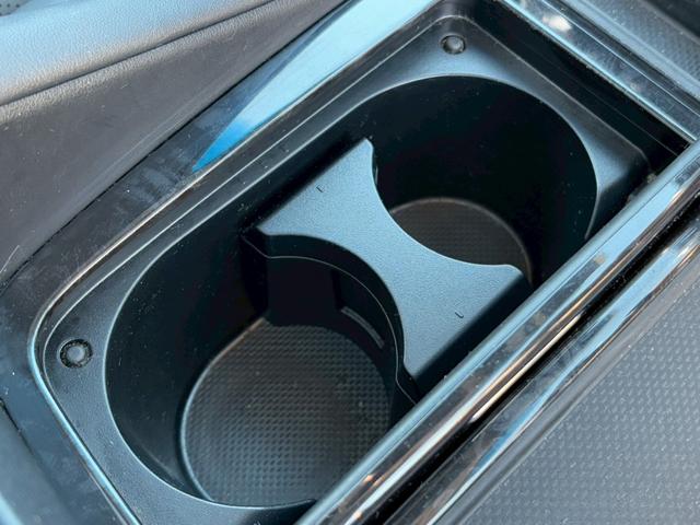 アルファード ２．５Ｓ　Ｃパッケージ　ユーザー買取　禁煙１オーナー　サンルーフ　純正ナビ　フリップダウン　ブラインドスポットモニター　フルセグ　ＤＶＤ再生　Ｂｌｕｅｔｏｏｔｈ　デジタルインナーミラー　黒革シート　レーダークルーズ　両側電動（42枚目）