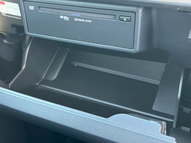 アルファード ２．５Ｓ　Ｃパッケージ　ユーザー買取　禁煙１オーナー　サンルーフ　純正ナビ　フリップダウン　ブラインドスポットモニター　フルセグ　ＤＶＤ再生　Ｂｌｕｅｔｏｏｔｈ　デジタルインナーミラー　黒革シート　レーダークルーズ　両側電動（48枚目）