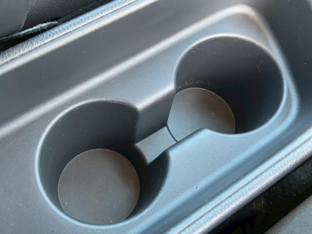 ヤリスクロス G マイナーチェンジ後 禁煙1オーナー 全周囲カメラ ナビTV HDMI シートヒーター BSM レーダークルーズ 衝突軽減 スマートキー プッシュスタート ETC 電動パーキングブレーキ オートホールド(33枚目)