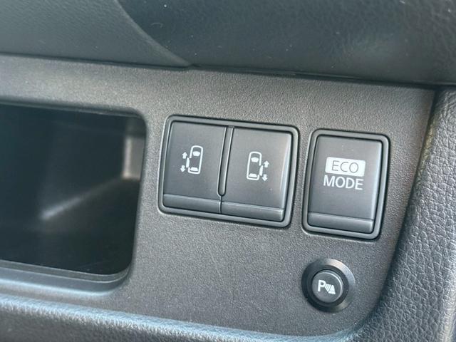 セレナ ハイウェイスター　Ｓ－ハイブリッド　禁煙　両側電動スライドドア　純正ナビ　フルセグ　バックカメラ　クルコン　ドラレコ　Ｗエアコン　コーナーセンサー　ＥＴＣ　インテリキー　３列シート　８人乗り　純正アルミ（37枚目）