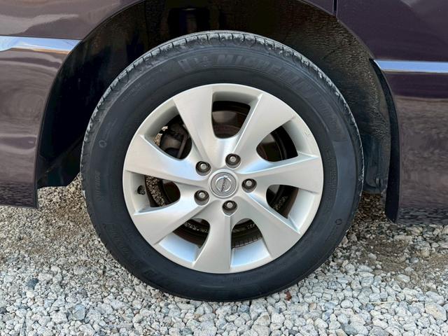 セレナ ハイウェイスター　Ｓ－ハイブリッド　禁煙　両側電動スライドドア　純正ナビ　フルセグ　バックカメラ　クルコン　ドラレコ　Ｗエアコン　コーナーセンサー　ＥＴＣ　インテリキー　３列シート　８人乗り　純正アルミ（54枚目）