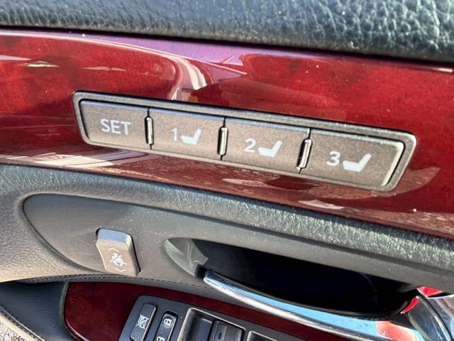 LEXUS LS LS600H VERSION S