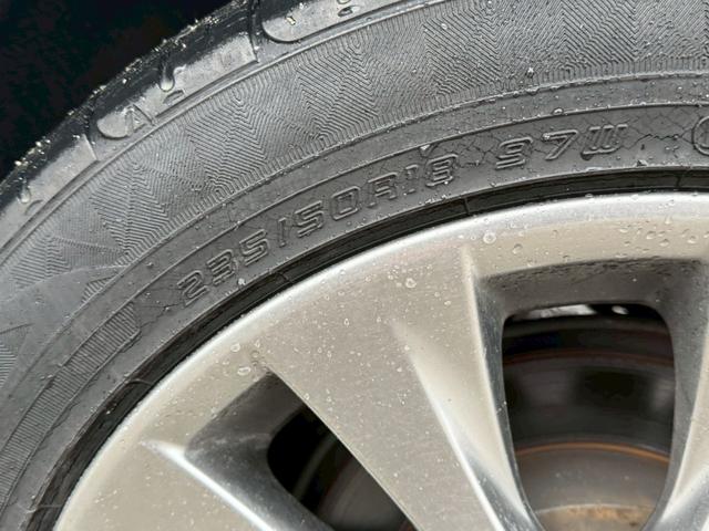 ヴェルファイア ２．４Ｚ　プラチナセレクションＩＩ　ナビＴＶ　フリップダウン　両側電動スライド　電動リアゲート　スマートキー　ＥＴＣ　クリアランスソナー　オットマン　フォグランプ　純正１８インチアルミホイール　電動格納ミラー　後席エアコン（25枚目）