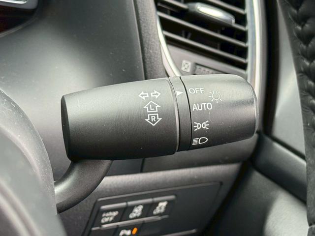 アクセラスポーツ １５ＸＤ　プロアクティブ　後期　マツダコネクトナビ　衝突軽減　障害物センサー　ＢＳＭ　ＥＴＣ　スマートキー　フルセグ　Ｂｌｕｅｔｏｏｔｈ　ＣＤ／ＤＶＤ　電動格納ミラー（50枚目）