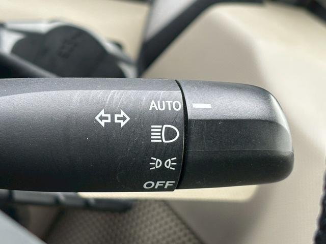 ムーヴ Ｘ　禁煙　ユーザー買取　女性１オーナー　後期型　純正ナビ　フルセグ　ＤＶＤ再生　Ｂｌｕｅｔｏｏｔｈ再生　ミュージックサーバー　スマートキー　プッシュスタート　ＥＴＣ　純正アルミ　オートエアコン（13枚目）