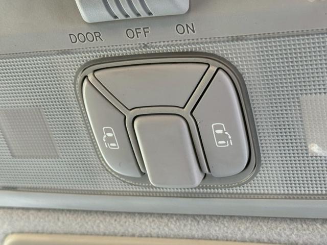 高速道路で大活躍のクルーズコントロール搭載。