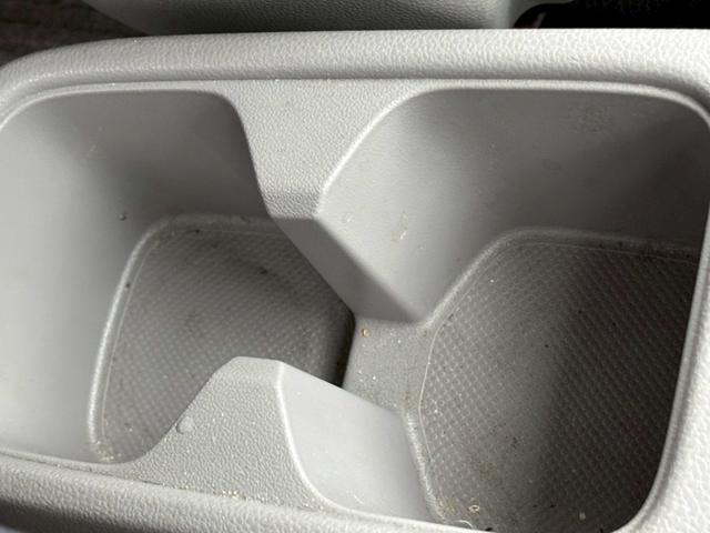 インサイト Ｇ　禁煙　ユーザー買取　オートライト機能付き　コーナーセンサー　ＥＴＣ　デジタルメーター　アルミホイール　ブリジストンタイヤ（39枚目）