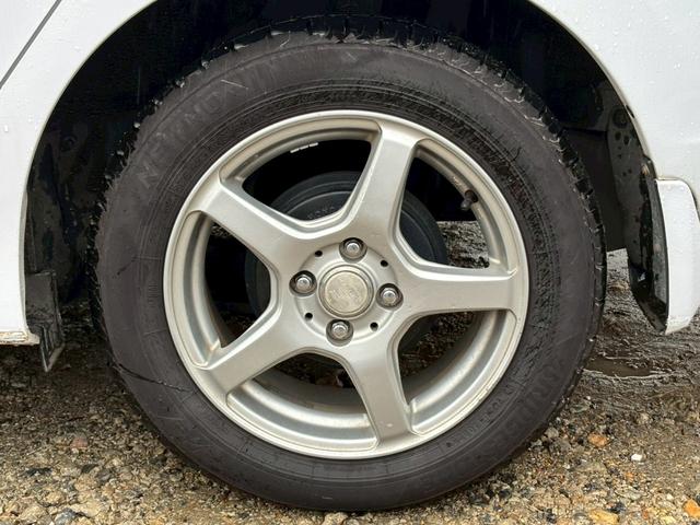 インサイト Ｇ　禁煙　ユーザー買取　オートライト機能付き　コーナーセンサー　ＥＴＣ　デジタルメーター　アルミホイール　ブリジストンタイヤ（58枚目）