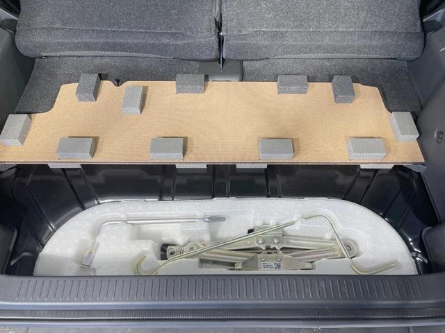 ジムニーノマド ＦＣ　登録済未使用車　セーフティサポート　アダプティブクルーズ　ＬＥＤヘッドライト　スマートキー　オートエアコン　純正１５インチアルミ　誤発進抑制　アイドリングストップ　革巻きステアリング（42枚目）