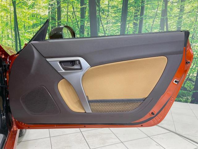 コペン ローブ　ＳＤナビ　禁煙車　ＬＥＤヘッドライト　シートヒーター　革巻きステアリング　スマートキー　Ｂｌｕｅｔｏｏｔｈ再生　ＥＴＣ　ステアリングスイッチ　純正１６インチアルミ　ブラックルーフ（36枚目）